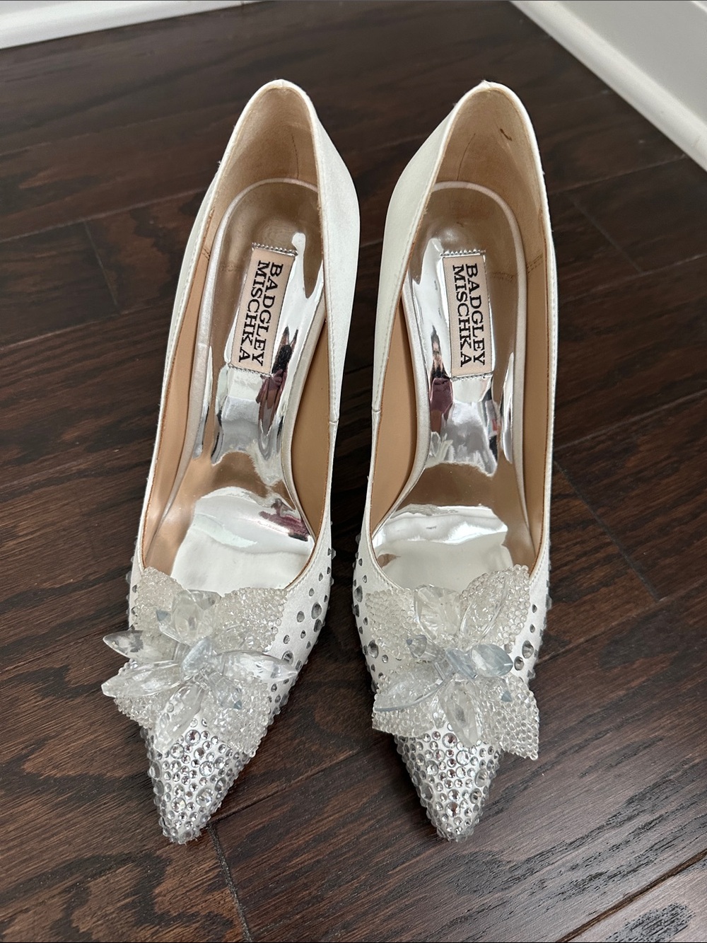 Badgley Mischka White Crystal Floral Pointed-Toe Pumps